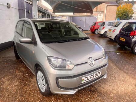 VOLKSWAGEN UP 1.0 Move up!